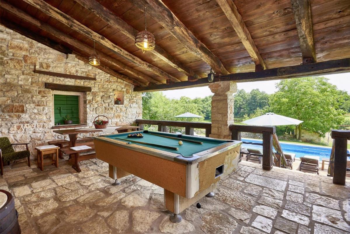 Stara Hiza In Sveti Petar U Sumi Villa Luaran gambar