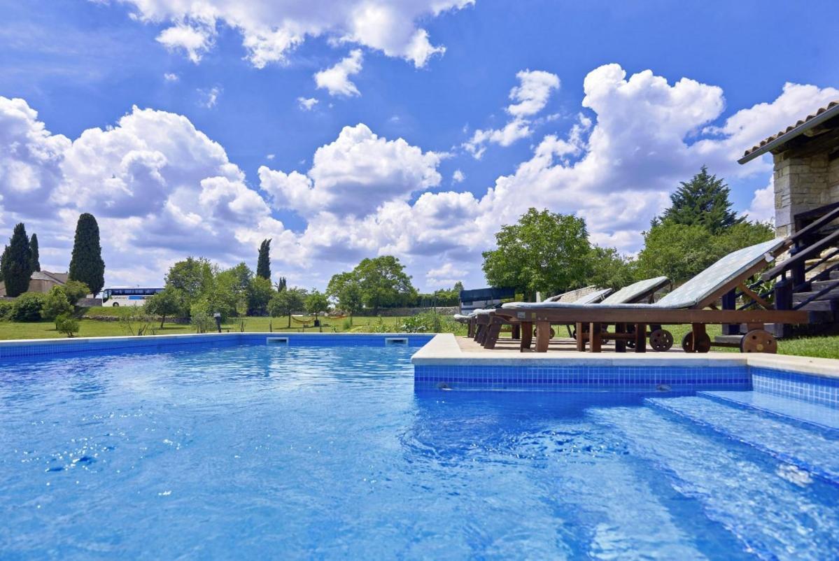 Stara Hiza In Sveti Petar U Sumi Villa Luaran gambar