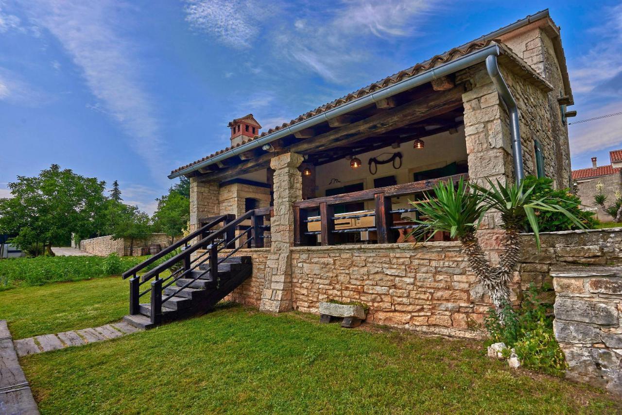 Stara Hiza In Sveti Petar U Sumi Villa Luaran gambar